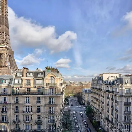 Magnifique 80 M2 Face Tour Eiffel Appartamento