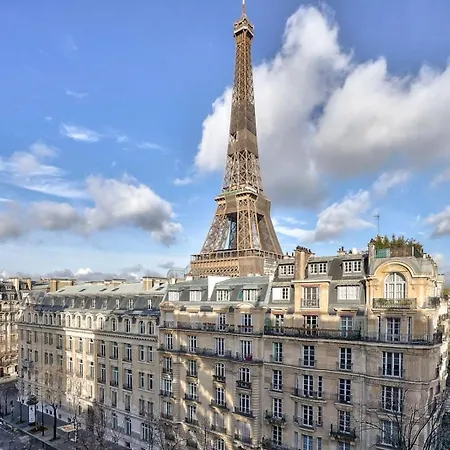 Appartamento Magnifique 80 M2 Face Tour Eiffel Parigi